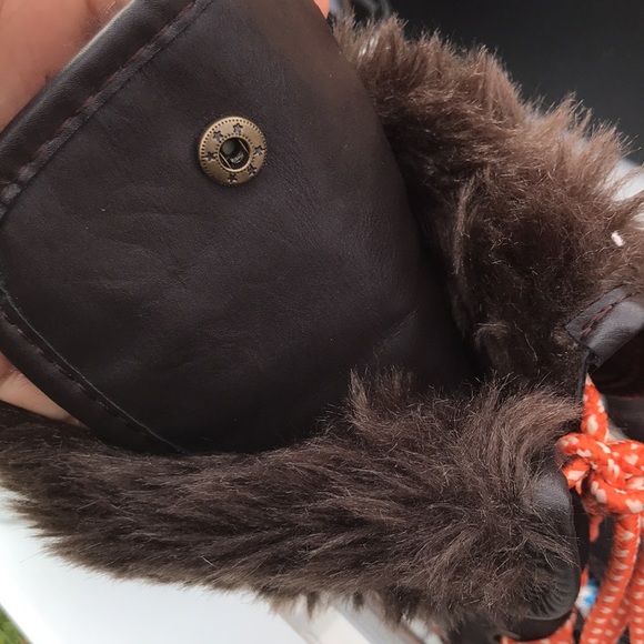 Winter boots or Mountain Boots - Picture 2 of 4